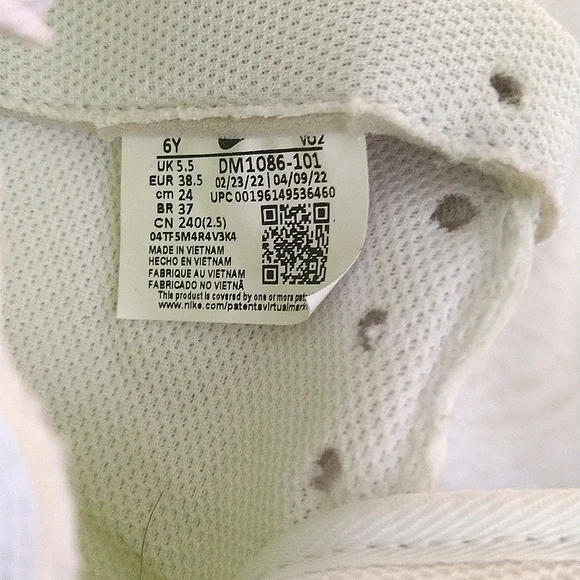 NIKE AIR FORCE 1, size 6 - Picture 8 of 10